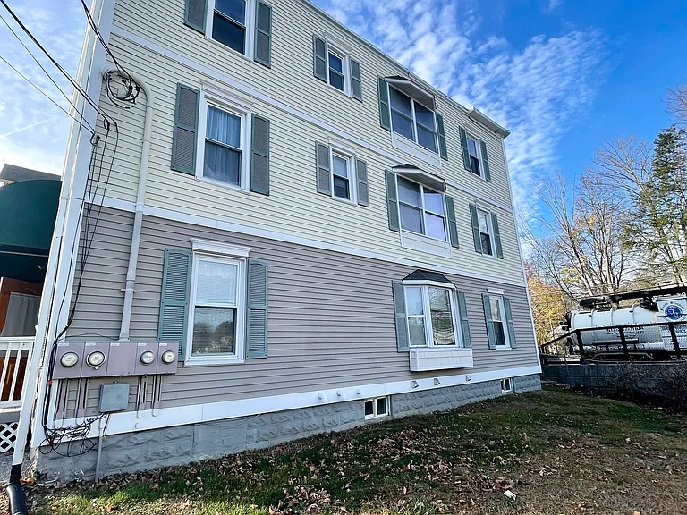 76 E Pearl St #2 — Photo 19