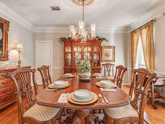 3rd image of 3371 Deborah Dr #1