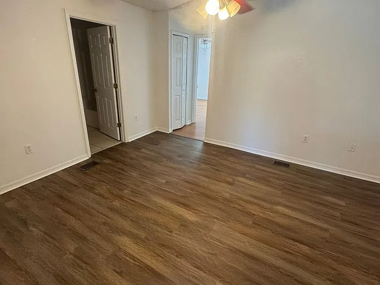 2720 Merrieweather Ln — Photo 15