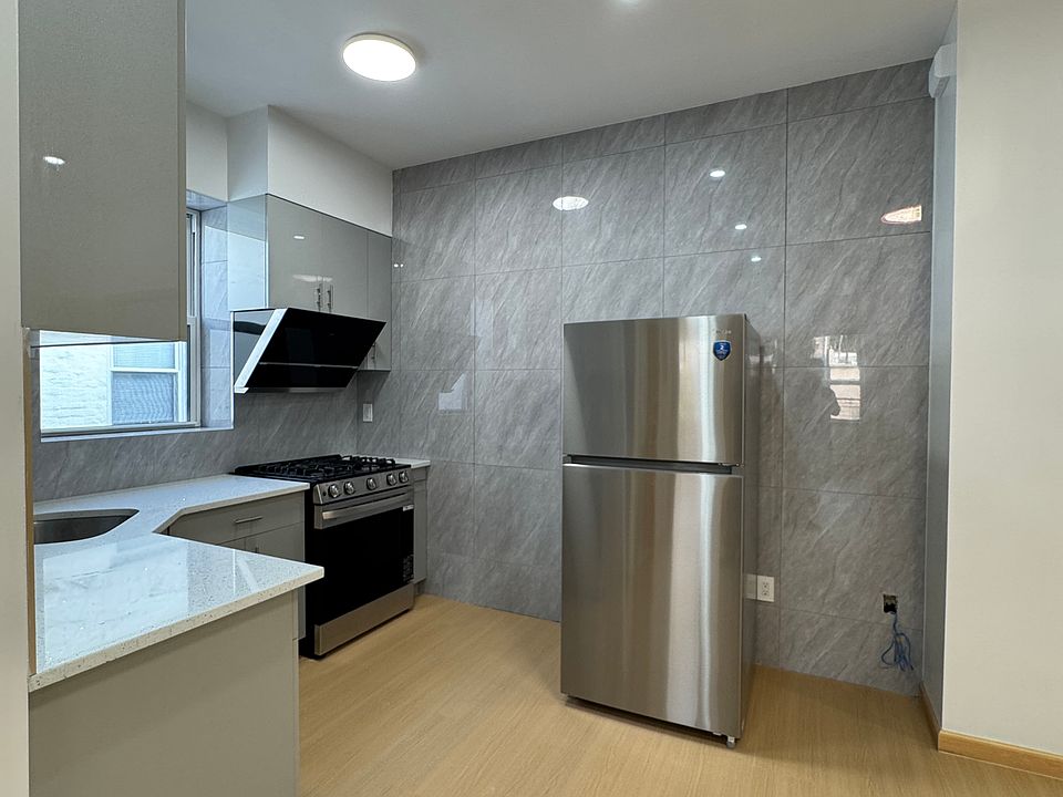 1st image of 2349 62nd St #2R