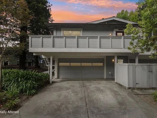 1117 Sutherland Ln APT 2, Capitola, CA 95010