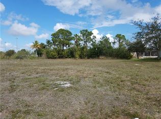 631 SW 15th Ter, Cape Coral, FL 33991