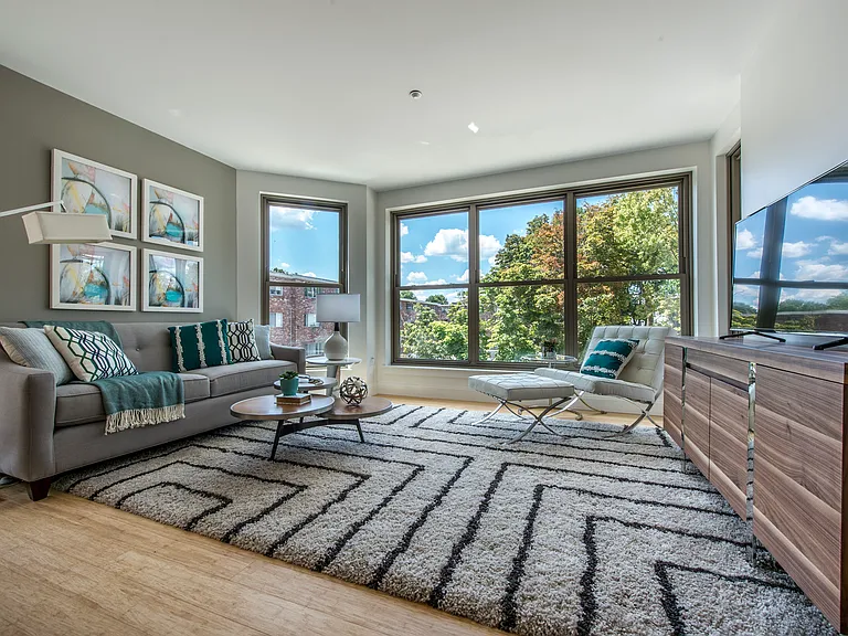 Malvern Place Apartments — Photo 2