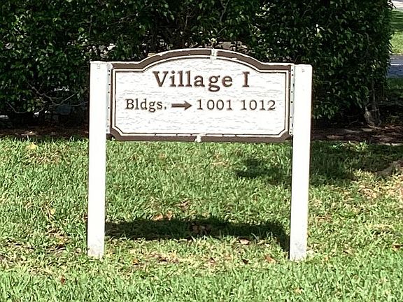 2nd image of 1008 Green Pine Blvd APT E3
