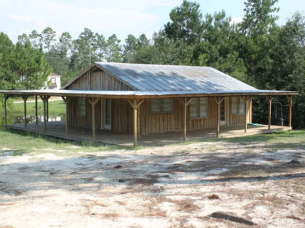 2 Jefferys Ln, Poplarville, MS 39470