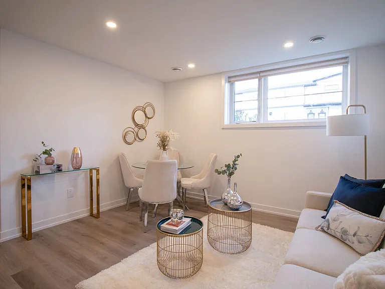 4263 4th Ave #314 — Photo 4