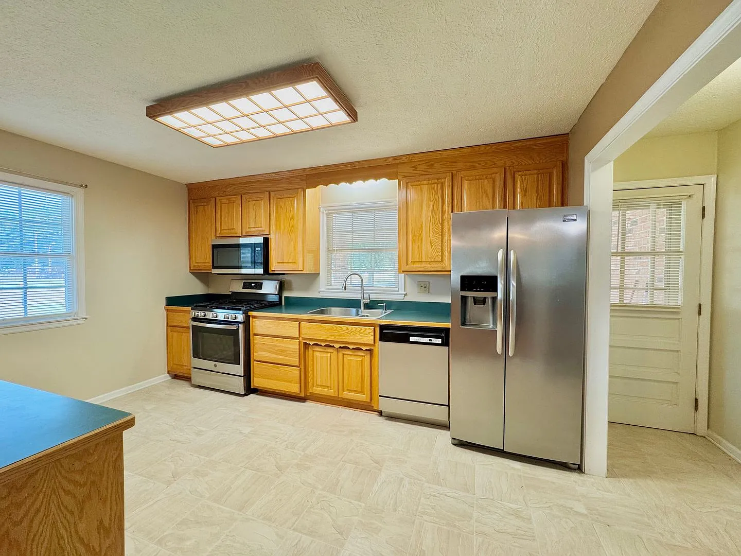 Location, Community, Quality Living. It Starts Here! — Photo 3