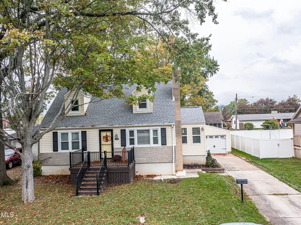 1318 Maple Ave, Hollidaysburg, PA 16648