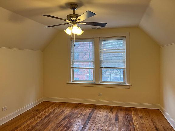 3rd image of 2206 N Rockwell St #2