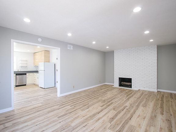 5th image of 577 S Eden Ave