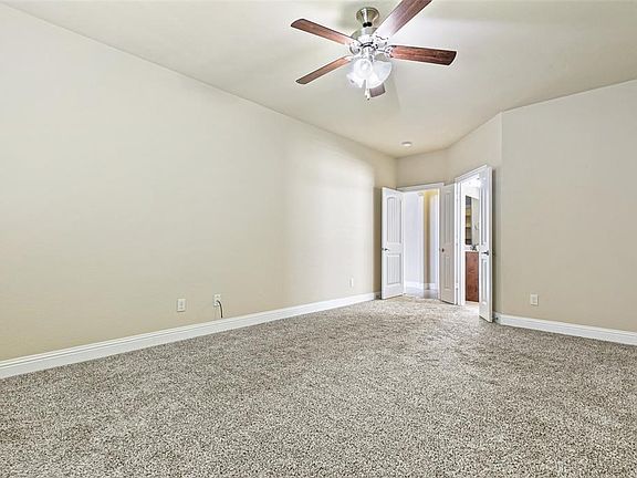 5th image of 2501 Sabine Cir