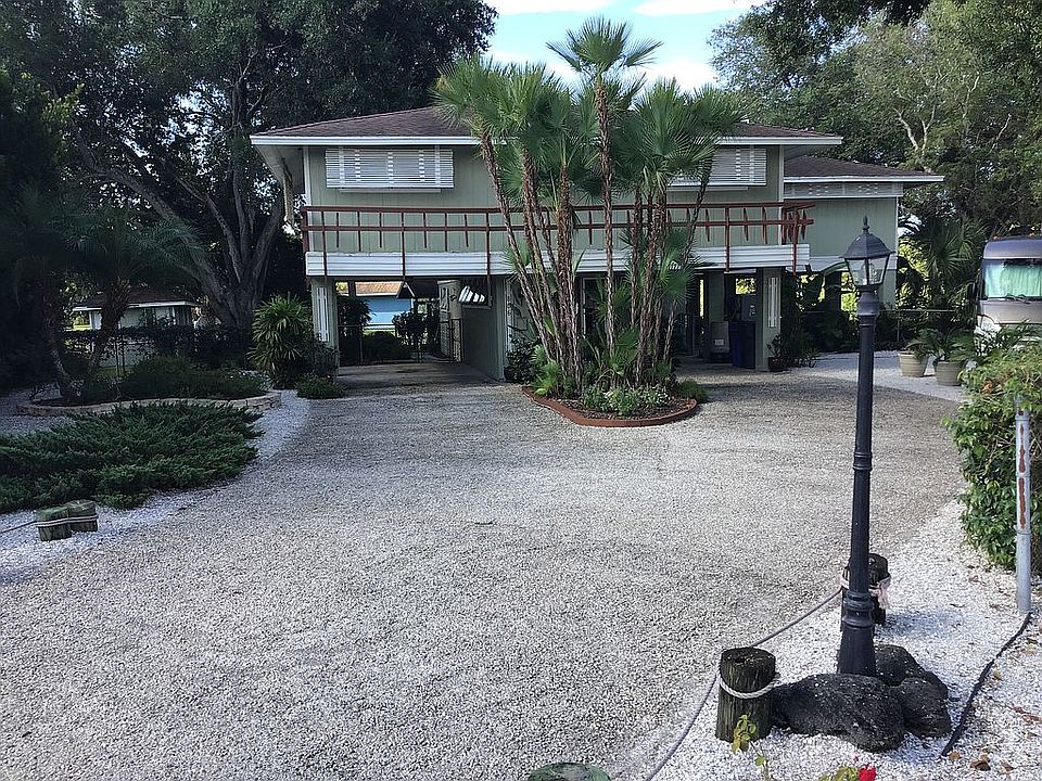 1st image of 806 Leisey Cir