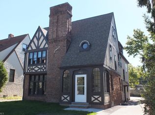 18512 Newell Rd, Shaker Heights, OH 44122