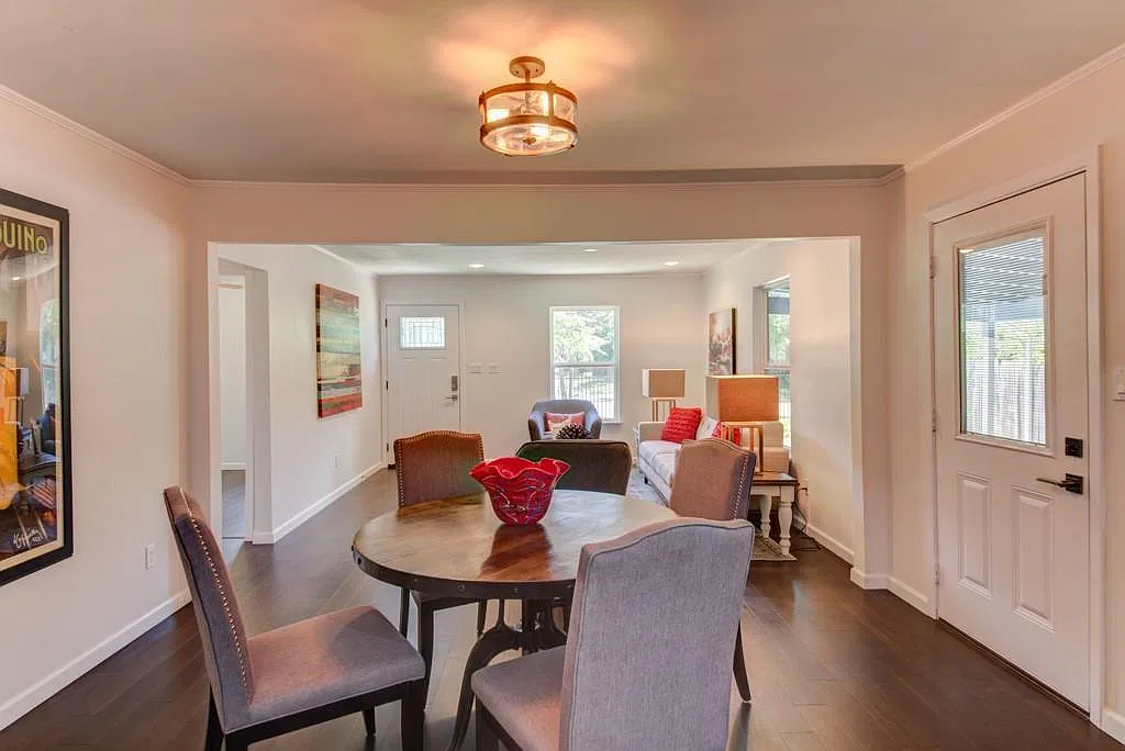 4 bed, 2.0 bath, 1464 sqft, $2,300 — Photo 1