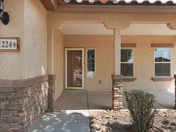 4th image of 224 Valle Alto Dr NE
