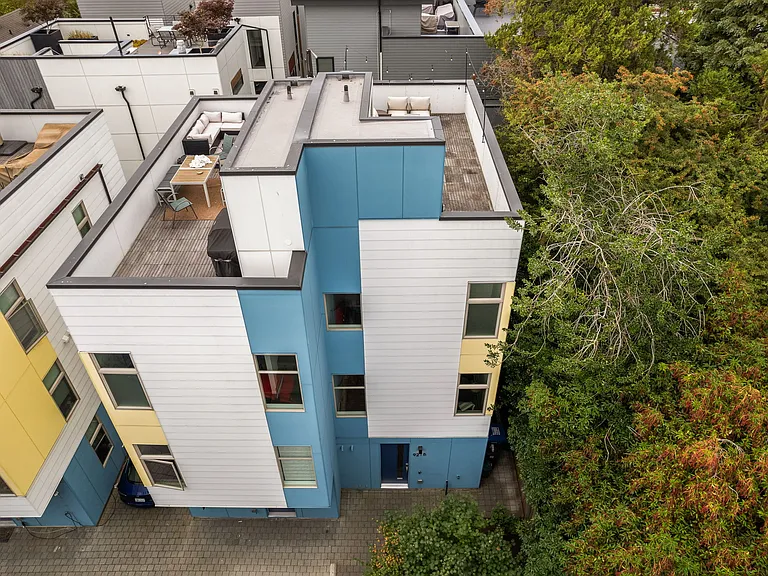 921 10th Ave E #B — Photo 29