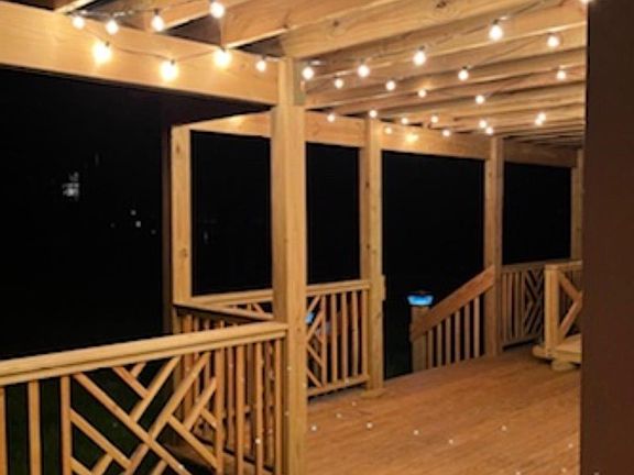 3rd image of 5111 Stockbridge Dr