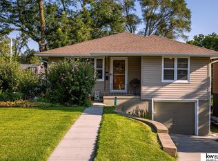 6130 Pratt St, Omaha, NE 68104