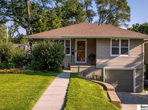 6130 Pratt St, Omaha, NE 68104