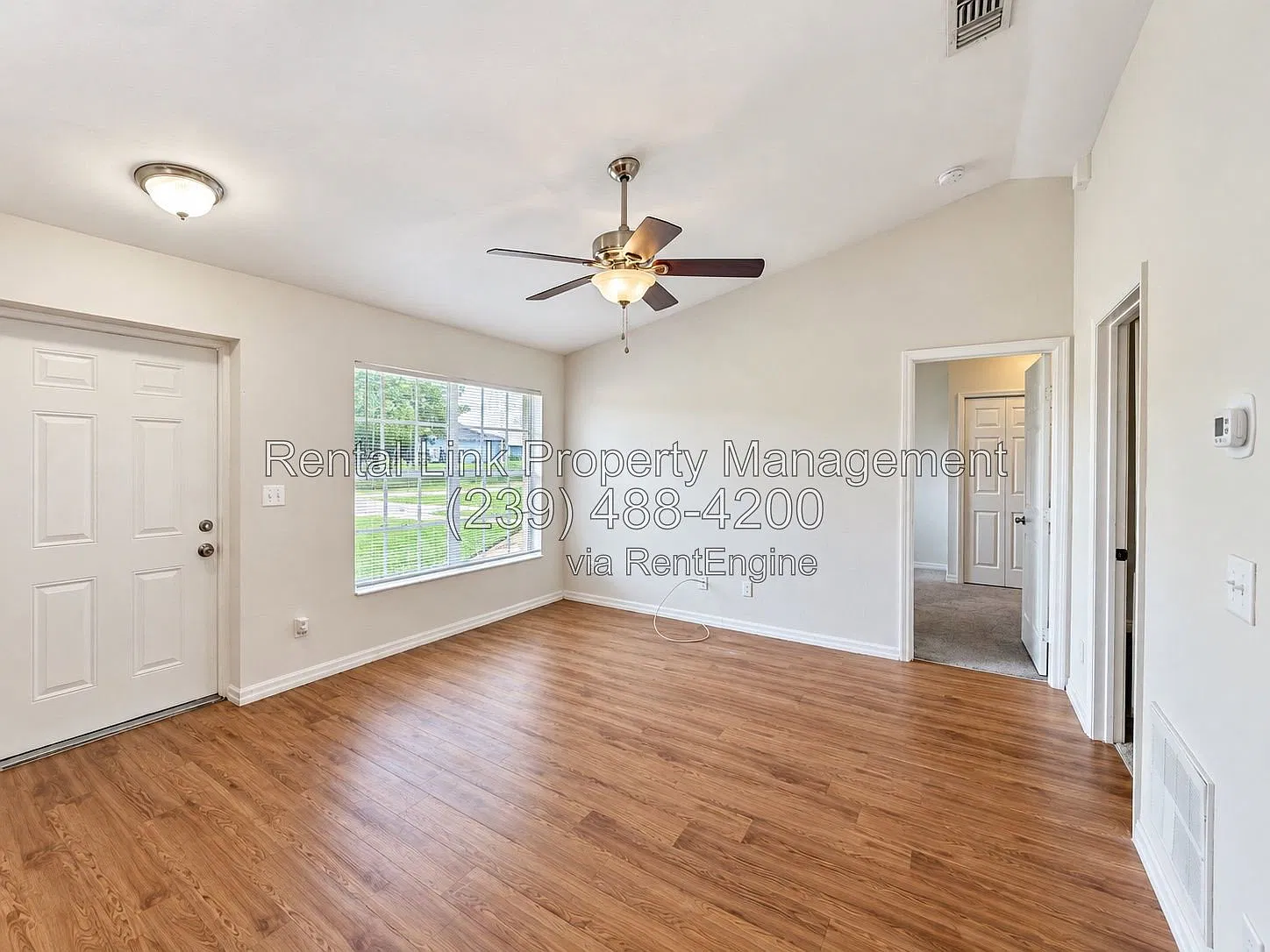 3 bed, 2.0 bath, 988 sqft, $1,150 — Photo 2
