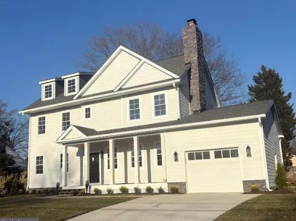 1010 Croton Dr, Alexandria, VA 22308