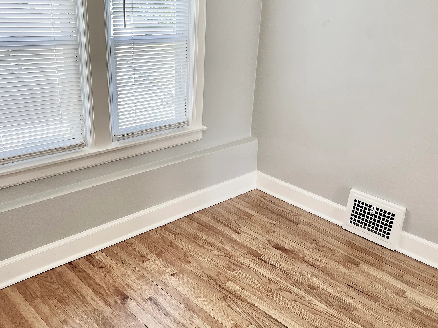 2 bed, 900 sqft, $1,200 — Photo 3