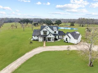 15855 Hickory Dr, Alvin, TX 77511