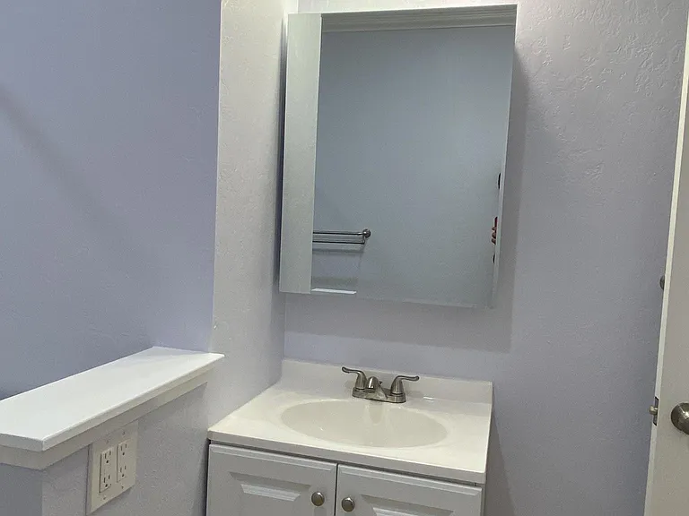 4241 Stanley Ave — Photo 11