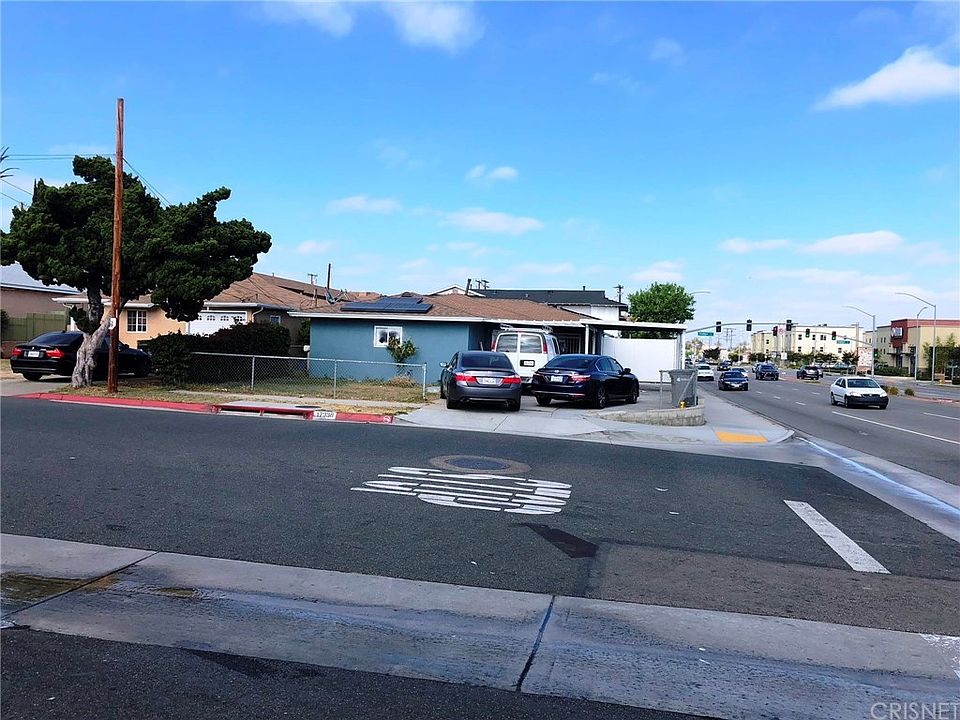 1st image of 17338 S Denker Ave