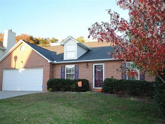 1st image of 6844 Avensong Ln