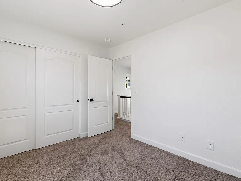 18177 Stonegate Ct — Photo 16