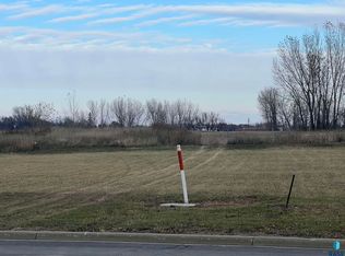 26518 Lakeview Pl, Hartford, SD 57033