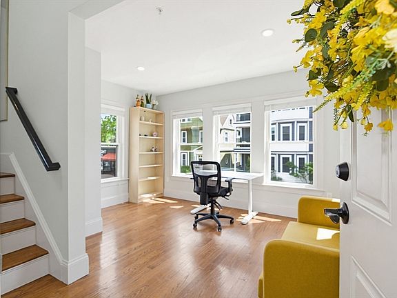4th image of 77 South St #3