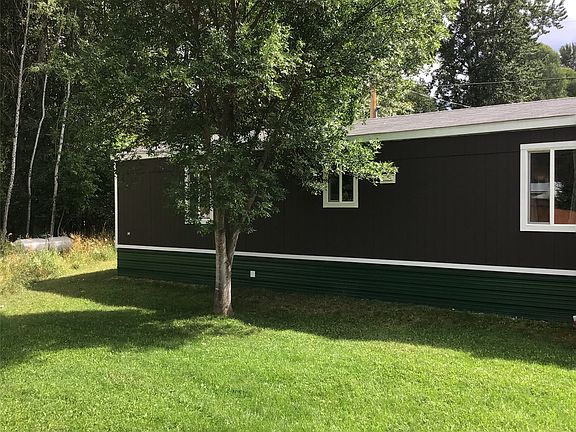 2nd image of 326 Pinewood Ln