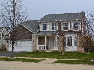 2068 Lyndhurst Ln, Aurora, IL 60503