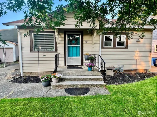 2615 T Street, Vancouver, WA 98661