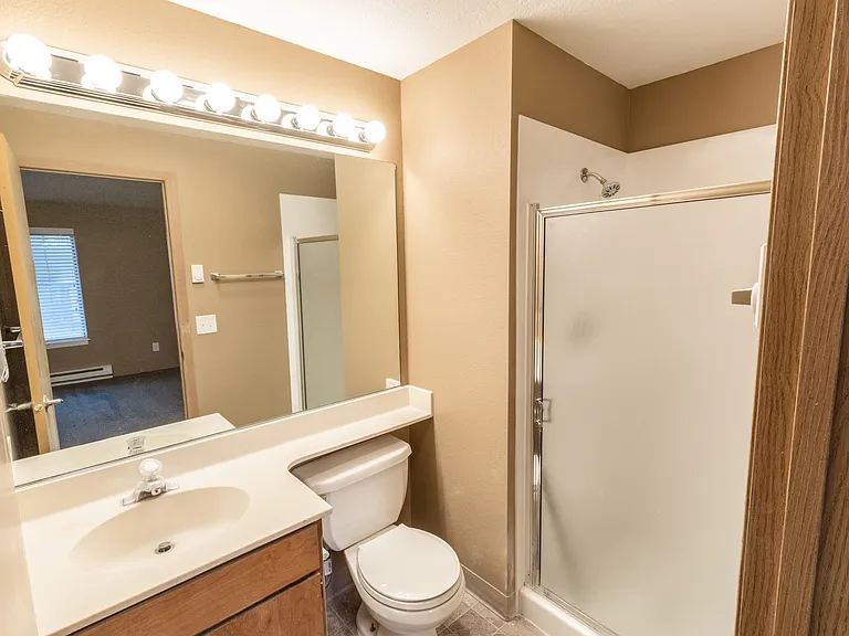 Graymayre Crossing Apartments — Photo 56