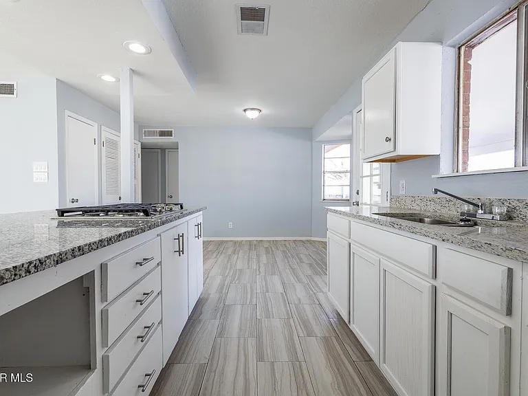 10733 Tourmaline St — Photo 22