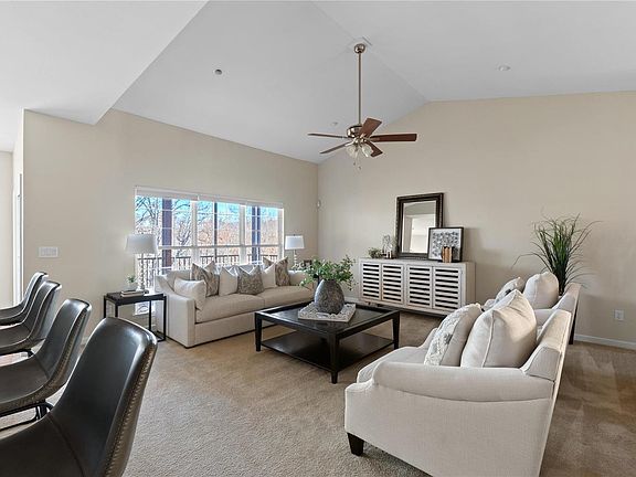 5th image of 153 Meadows Of Wildwood Blvd