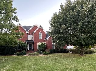2043 Woodcliff Dr, Smyrna, TN 37167