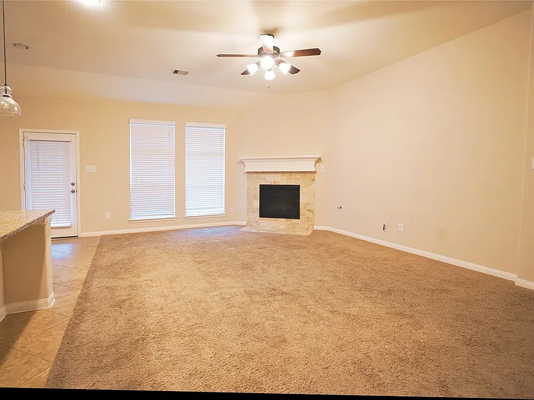 3303 Windsor Ranch Ln — Photo 20