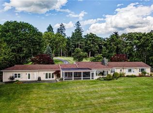 3143 E Lake Rd, Skaneateles, NY 13152