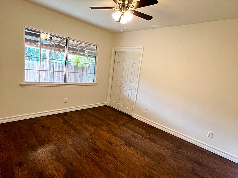 505 Edgewood St — Photo 15