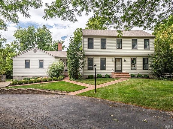 3rd image of 4369 Stonehenge Ln