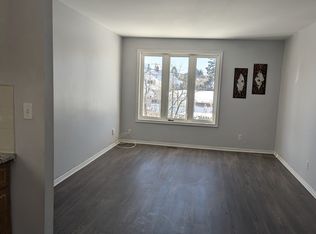 342 6th Ave #B, Sault Ste. Marie, ON P6C4L1