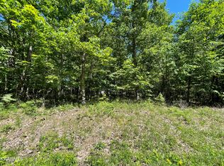 312&314 Albemarle Cir, Crossville, TN 38558