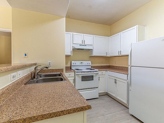 5th image of 2181 Hussium Hills St Unit 206