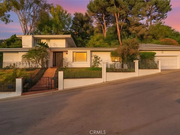 3240 Longridge Ave, Sherman Oaks, CA 91423