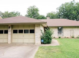 1504 N Wall St, Belton, TX 76513