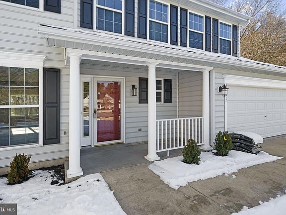 2nd image of 48317 Keel Dr